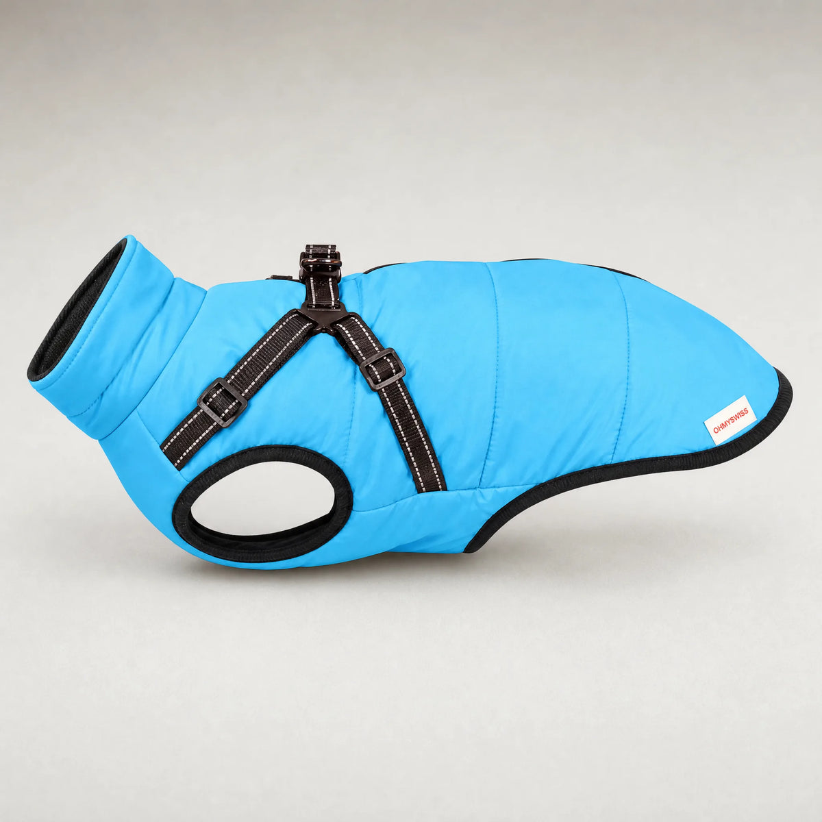 Wasserdichter 3-in-1-Hundemantel mit integriertem Geschirr von OHMYSWISS