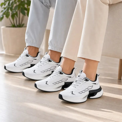 Superbequeme Sneakers von Ohmyswiss