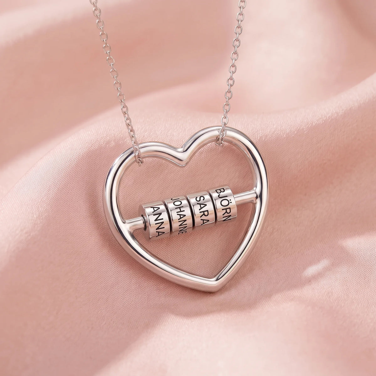 Herzkette Personalisiert mit Namen OHMYSWISS