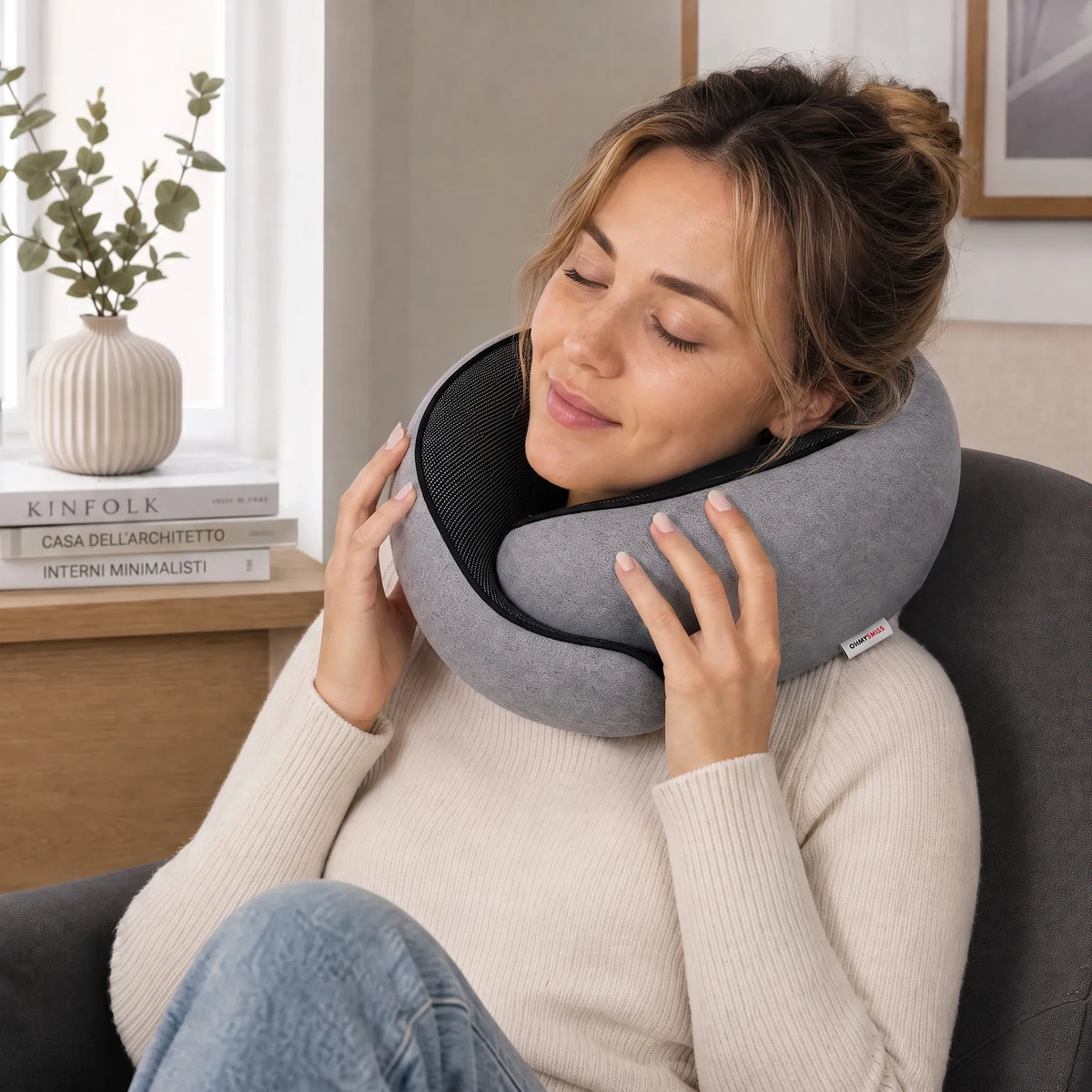 Nappy™ – Das ergonomische Reisekissen von OHMYSWISS
