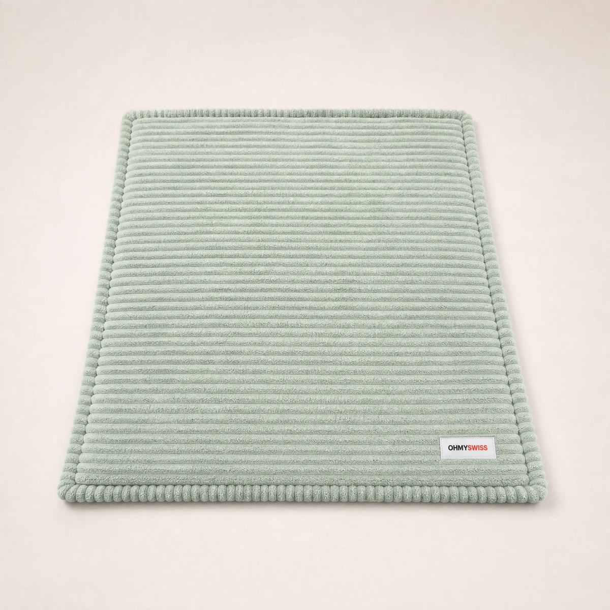 Zweisitzer-Sofa „Plush Anti-Pelo“ von OHMYSWISS